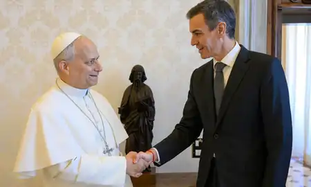 La España laica rechaza la visita del Papa al Congreso: “Es un crimen contra la aconfesionalidad del Estado”