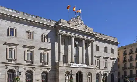 La izquierda carga contra el Ayuntamiento de Barcelona por financiar un acto de la visita del Papa León XIV